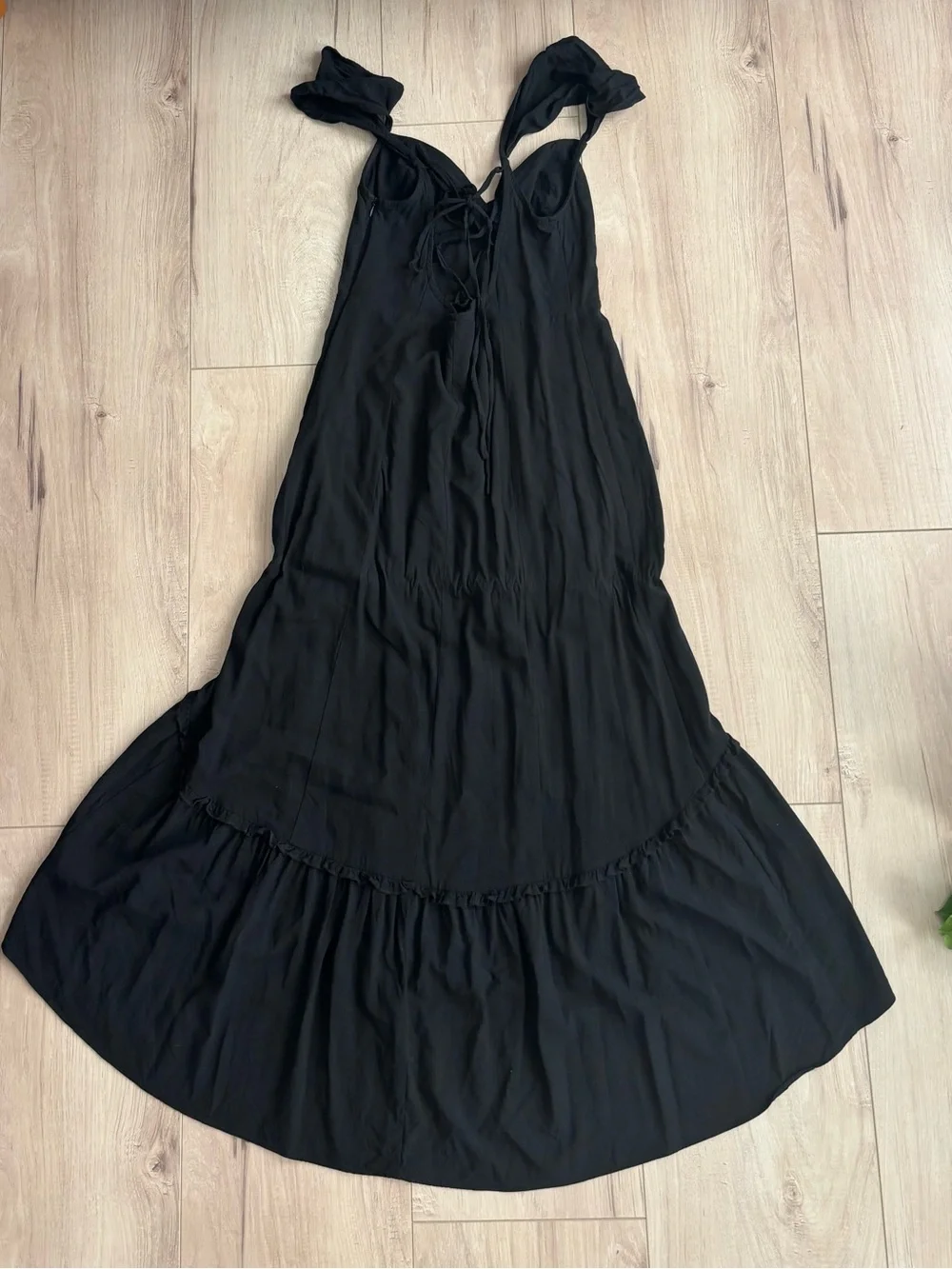 Urban Outfitters Siren Black Midi Dress - Picture 2 of 4
